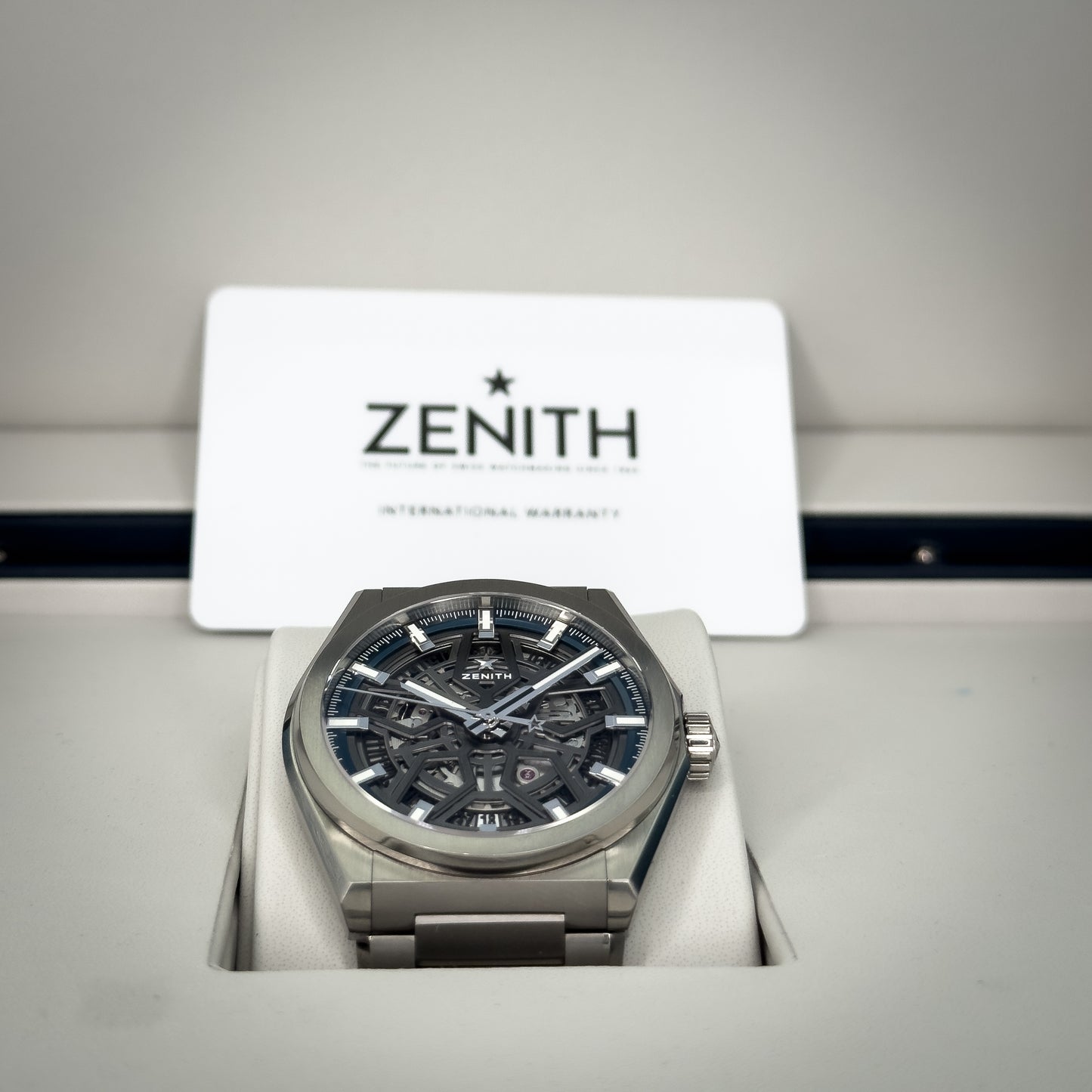 Zenith Defy Classic Titanium 41MM