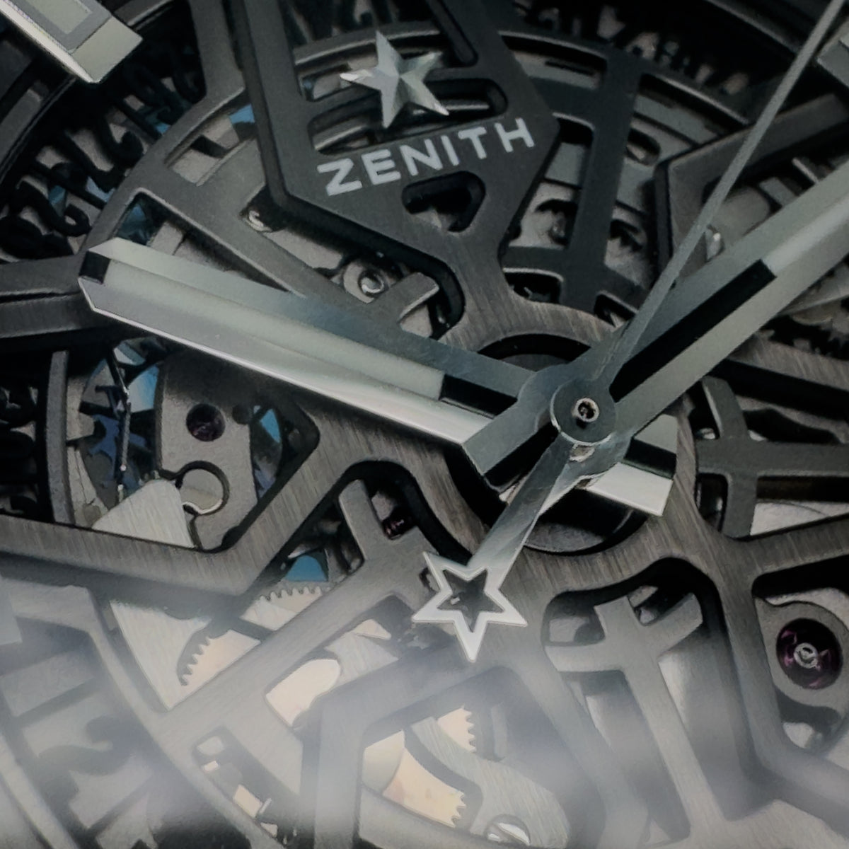 Zenith Defy Classic Titanium 41MM