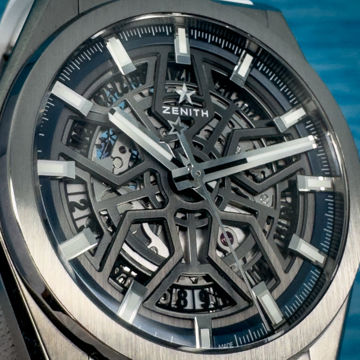 Zenith Defy Classic Titanium 41MM