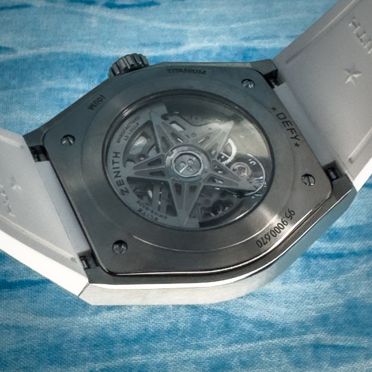 Zenith Defy Classic Titanium 41MM