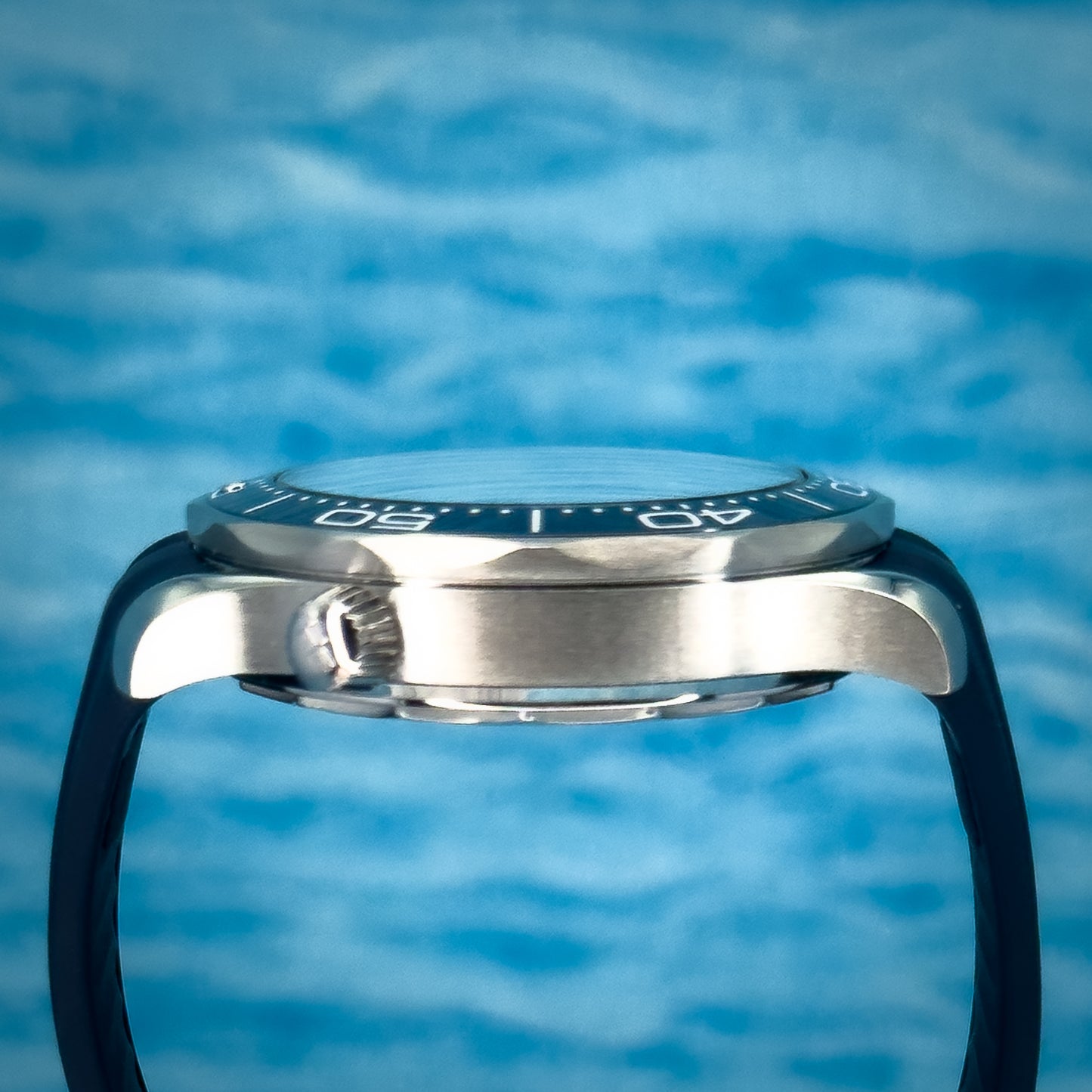 Omega Seamaster Diver 300M Blue Wave Dial 42MM