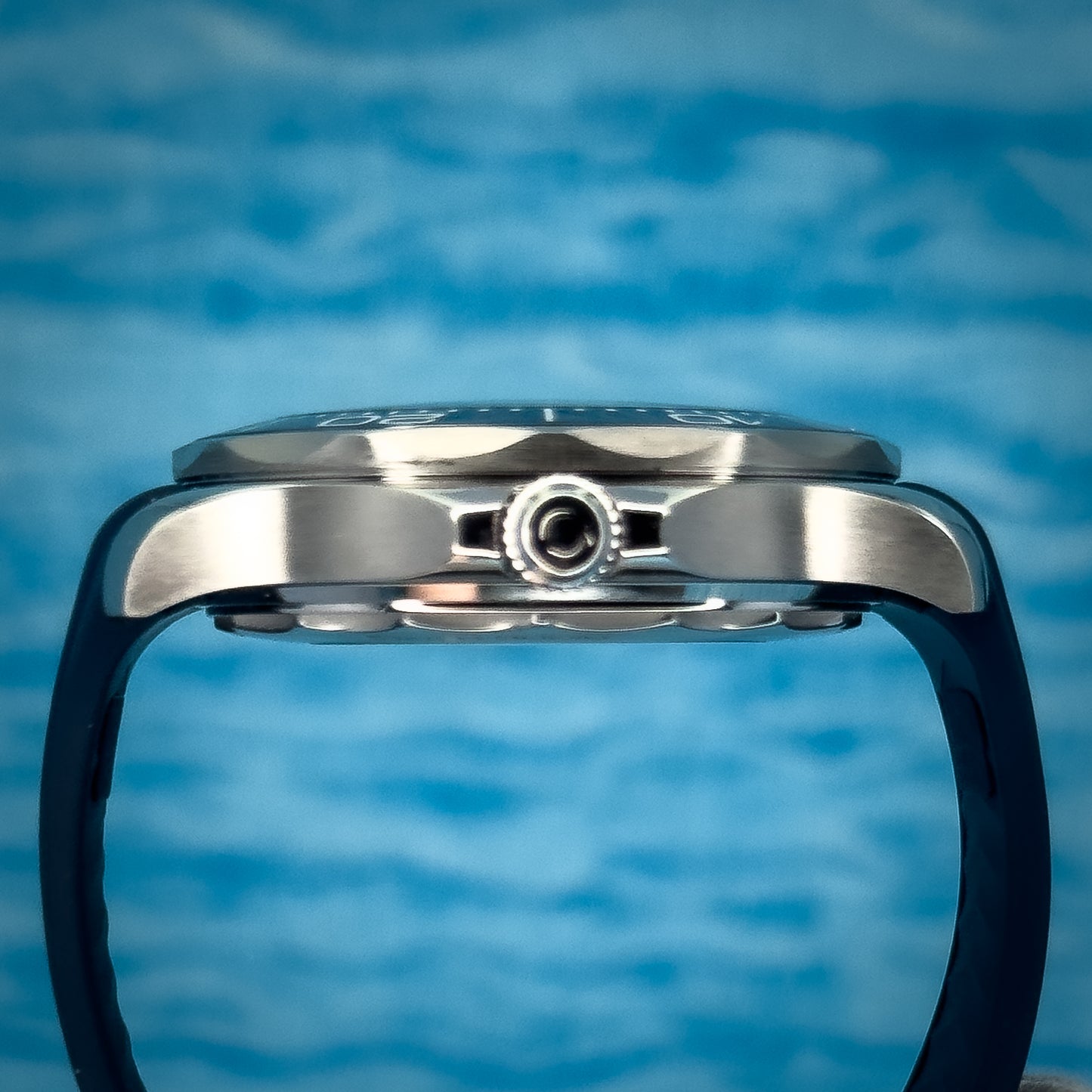 Omega Seamaster Diver 300M Blue Wave Dial 42MM