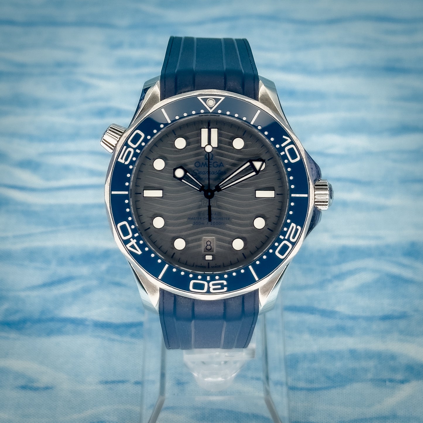 Omega Seamaster Diver 300M Grey Wave Dial 42MM