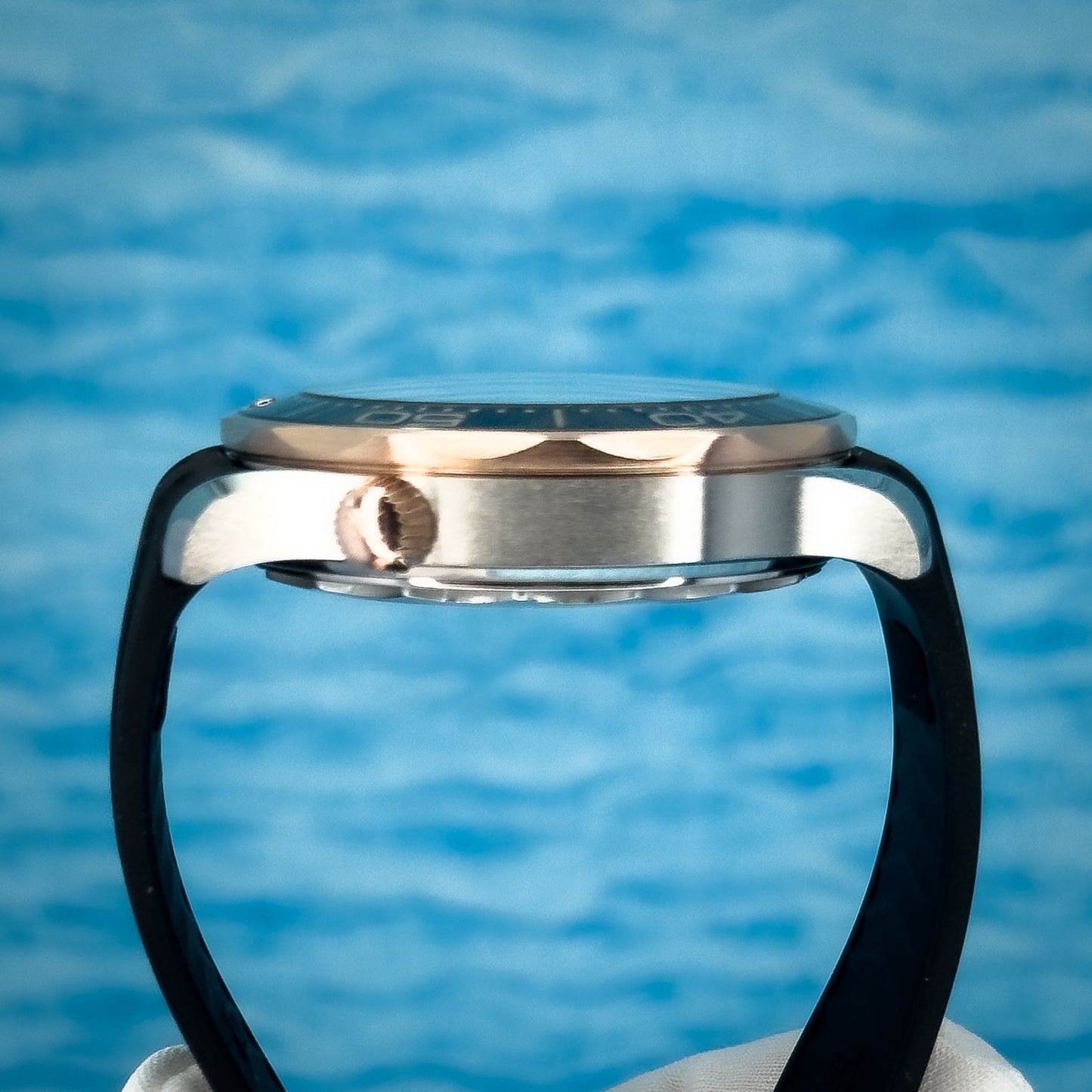 Omega Seamaster Diver 300 Sedna Gold 42MM
