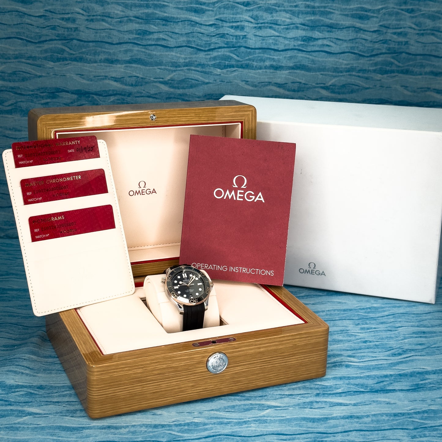 Omega Seamaster Diver 300 Sedna Gold 42MM