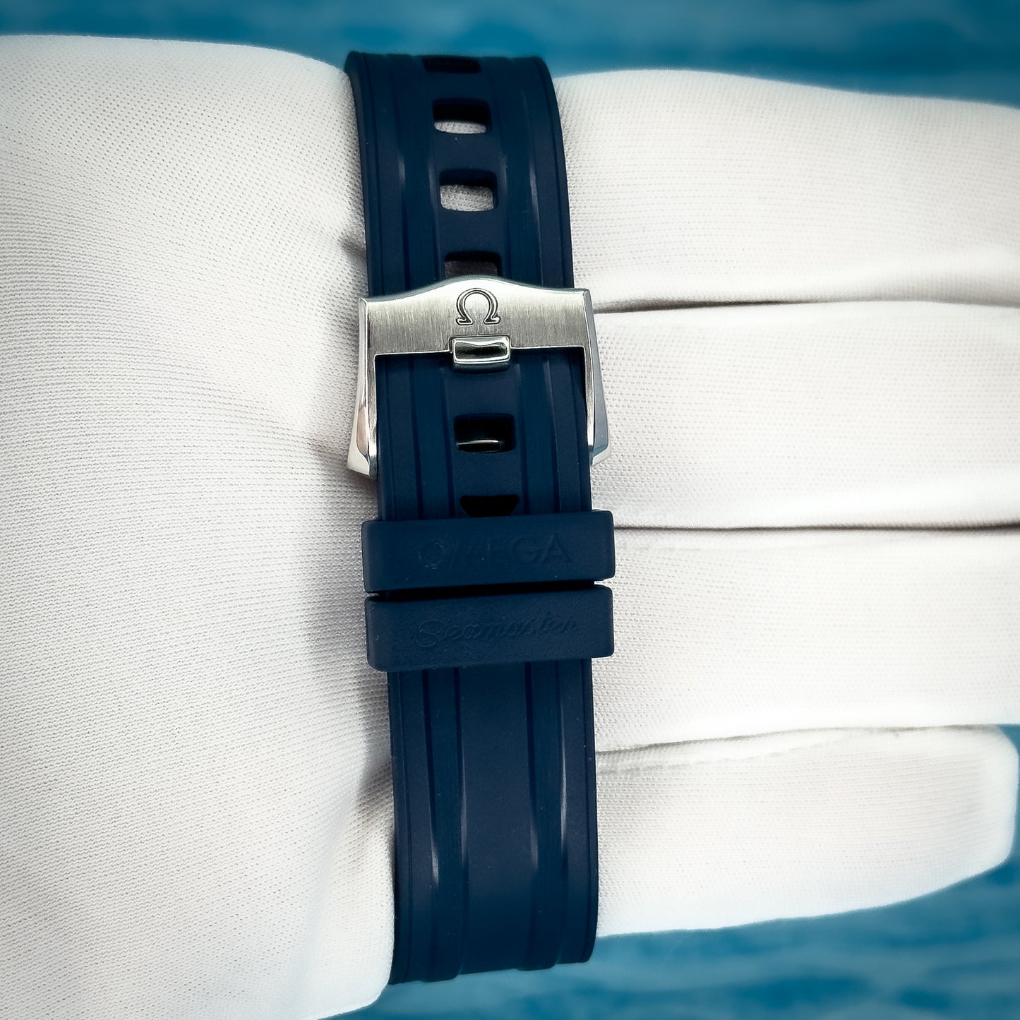 Omega Seamaster Diver 300 Sedna Gold 42MM