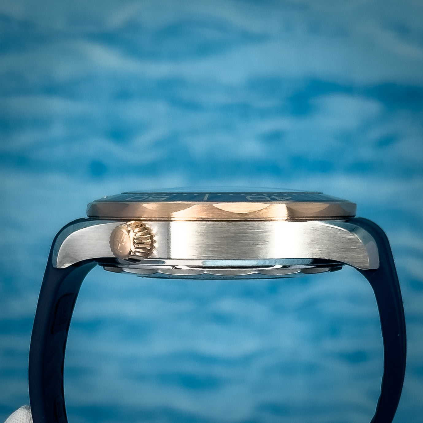 Omega Seamaster Diver 300 Sedna Gold 42MM