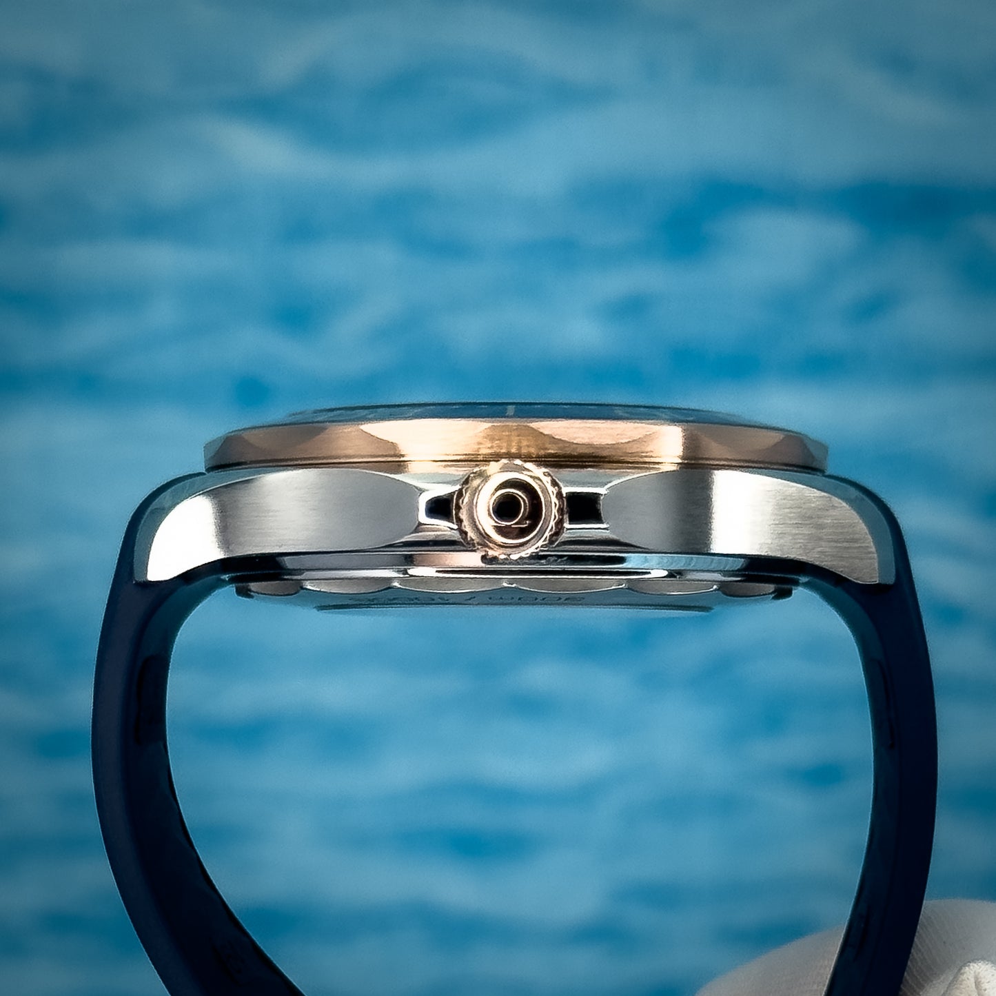 Omega Seamaster Diver 300 Sedna Gold 42MM